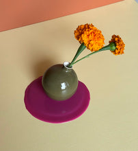 Load image into Gallery viewer, BOLVAASJE olive + dark fuchsia