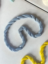 Load image into Gallery viewer, COASTER ‘pretzel’ medium blue/grey